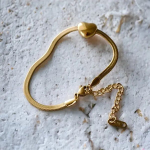 Devine Heart Bracelet
