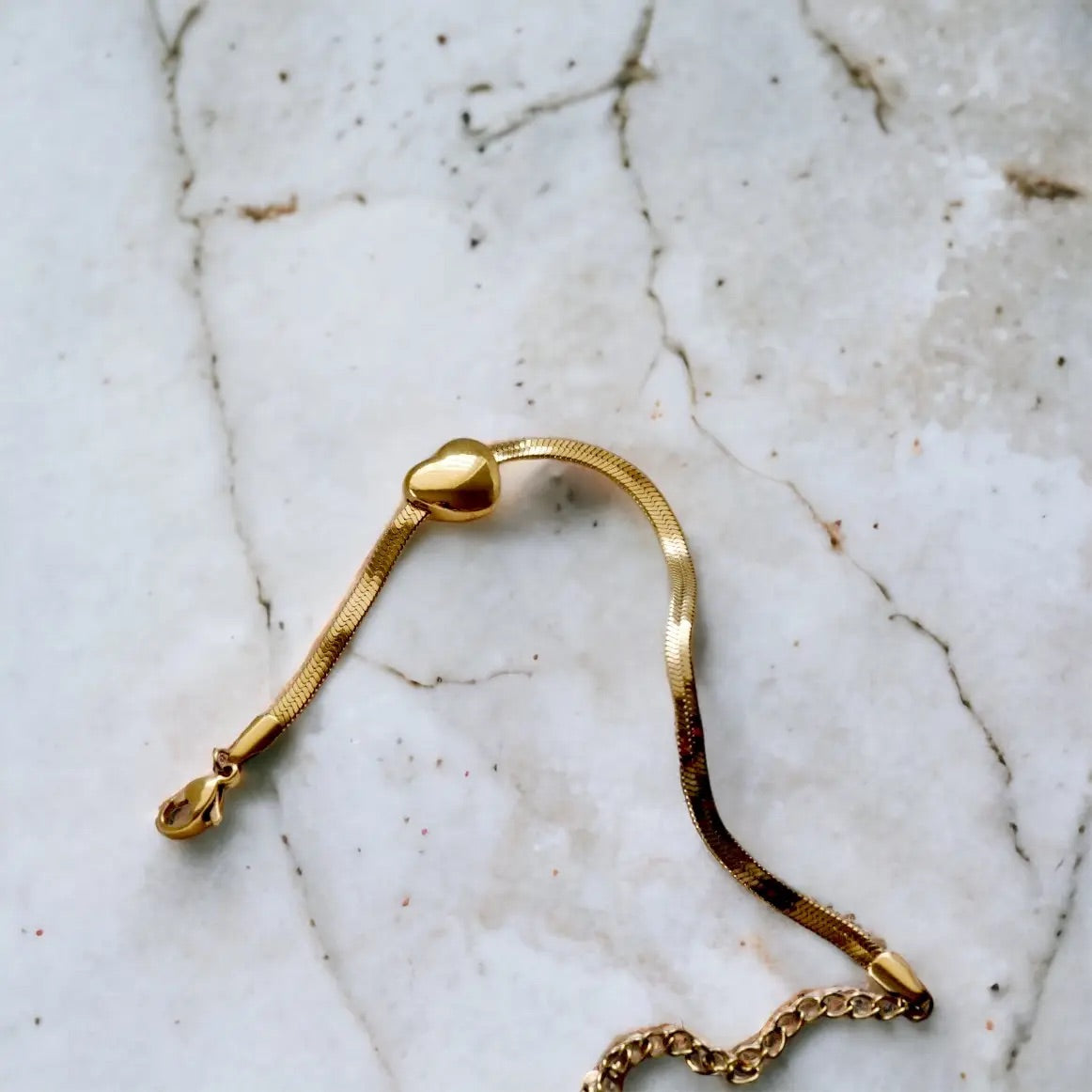 Devine Heart Bracelet