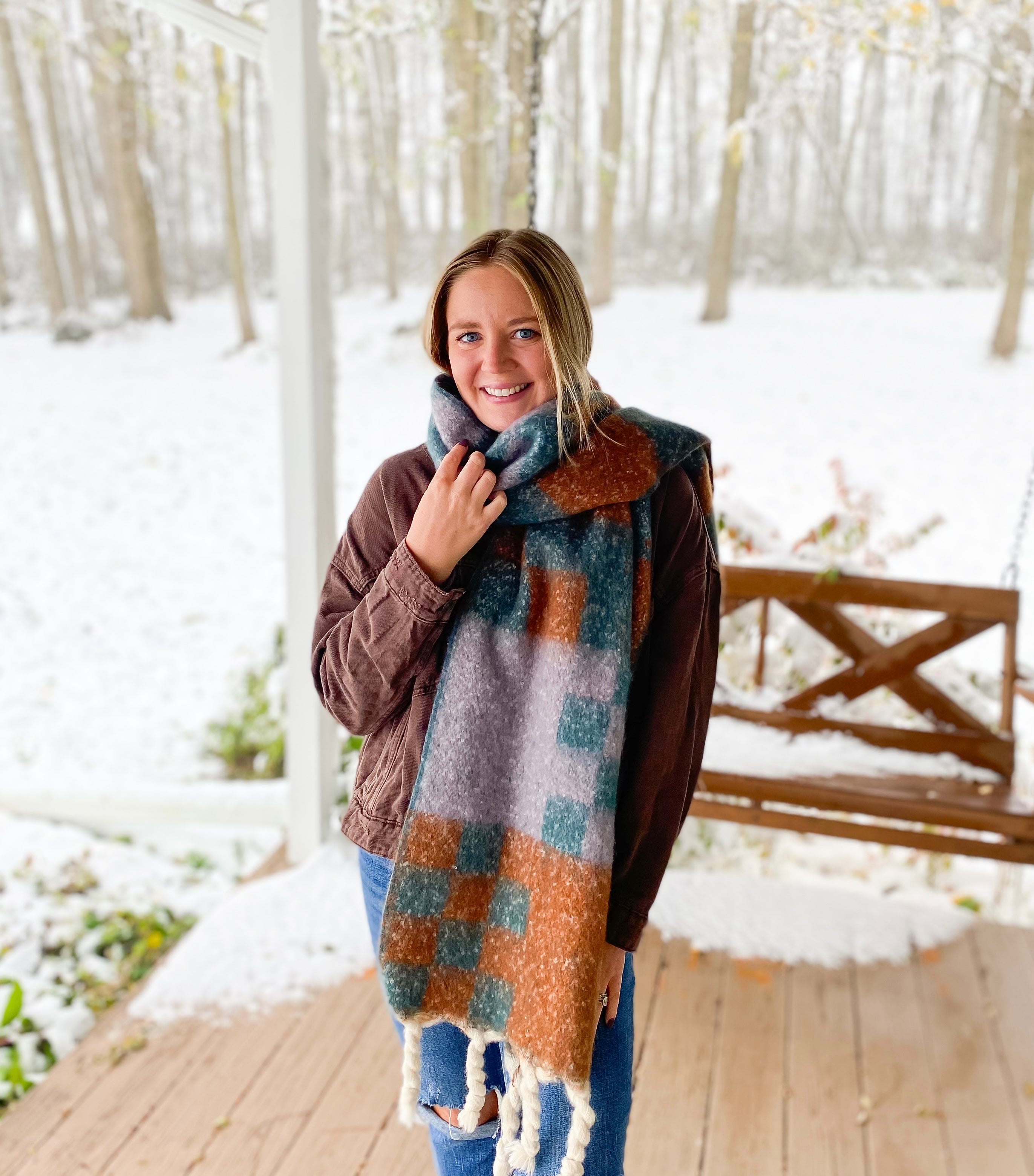 Check Yes Tassel Scarf