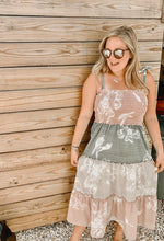Load image into Gallery viewer, Three’s a Party Color Block Dress
