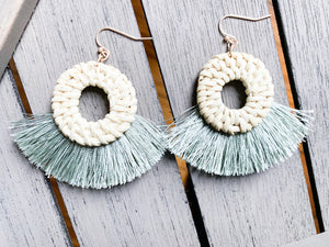 Island Palm Tassels